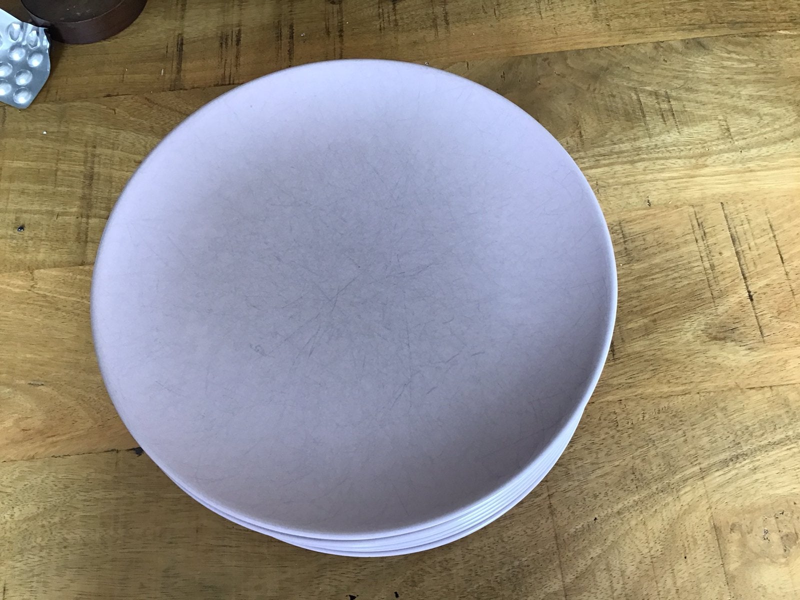 Gratis 9 rôse borden 27 cm doorsnee, Ophalen of Verzenden, Zo goed als nieuw, Overige stijlen, Bord(en)