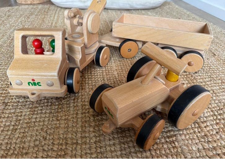 Nic houten speelgoed, Kinderen en Baby's, Speelgoed | Houten speelgoed, Ophalen of Verzenden, Gebruikt, Duw- of Trekspeelgoed