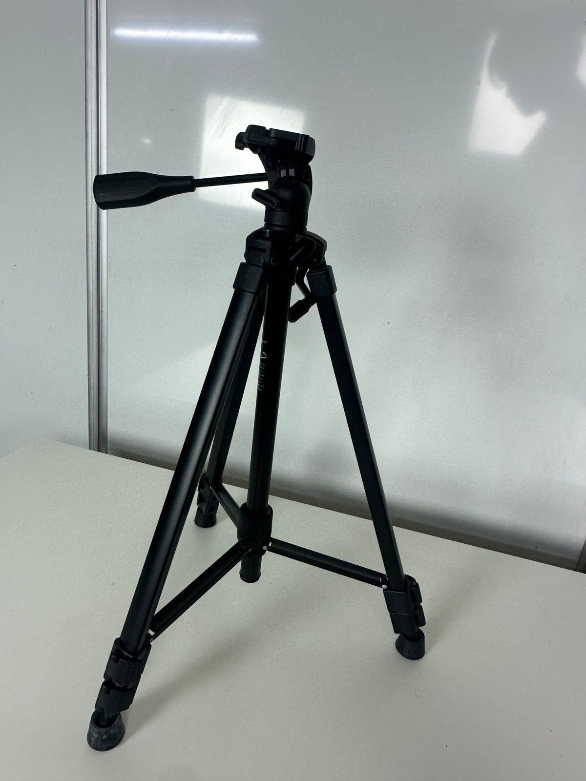 Maginon aluminium camerastatief met 3-weg statiefkop, Ophalen, Overige merken, Maginon, Driepoot