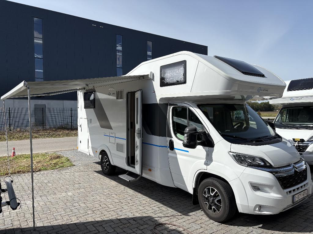 Moderne en luxe Sun Living alkoofcamper, Alkoof, Luifel, 7 tot 8 meter, Bedrijf