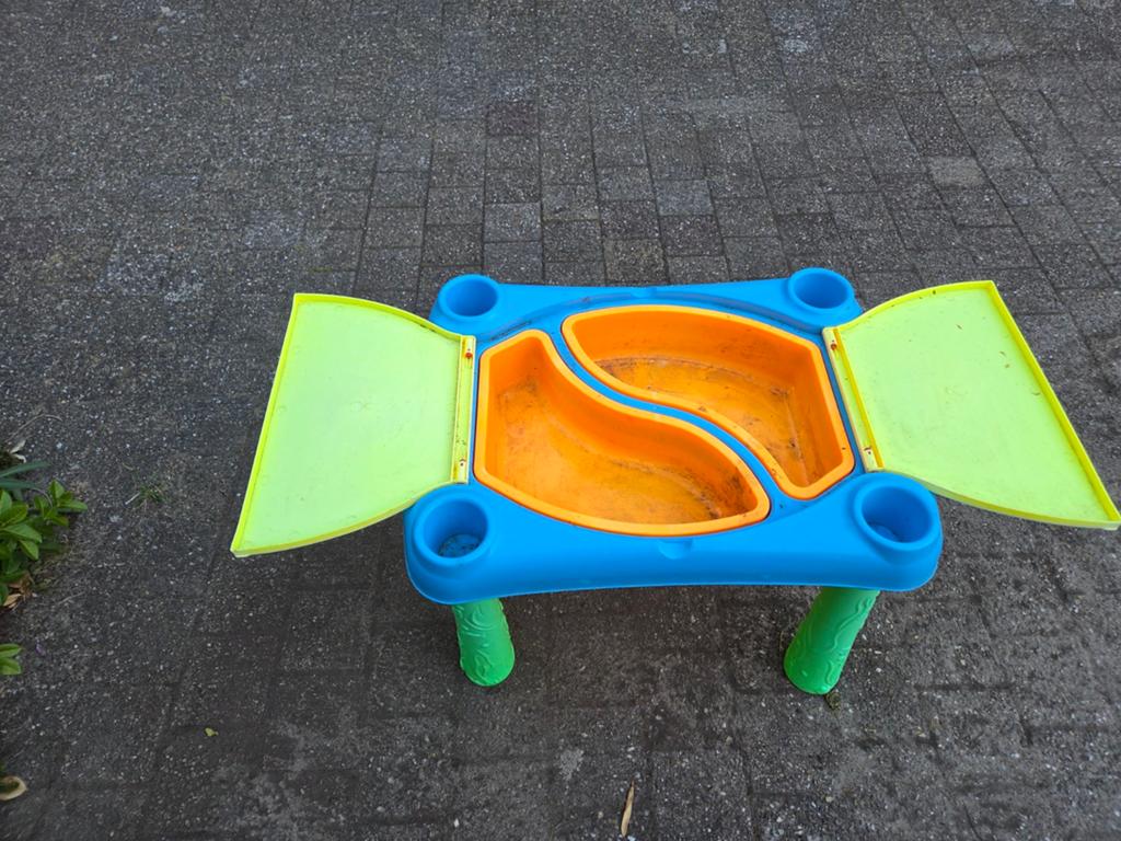 Zand- en watertafel voor kinderen, Kinderen en Baby's, Speelgoed | Buiten | Zandbakken, Gebruikt, Ophalen