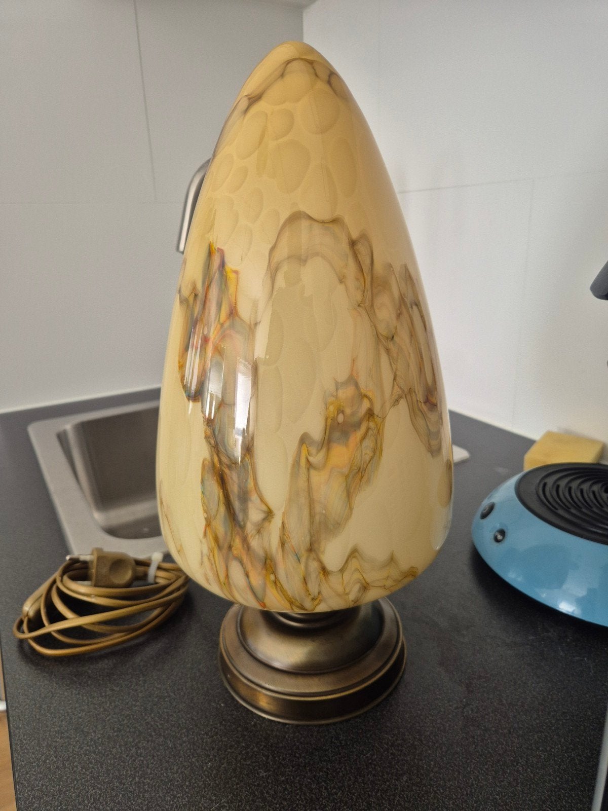 Art Deco Gemarmerde Druppelvormige Tafellamp - 40cm Hoog, Antiek en Kunst, Ophalen of Verzenden