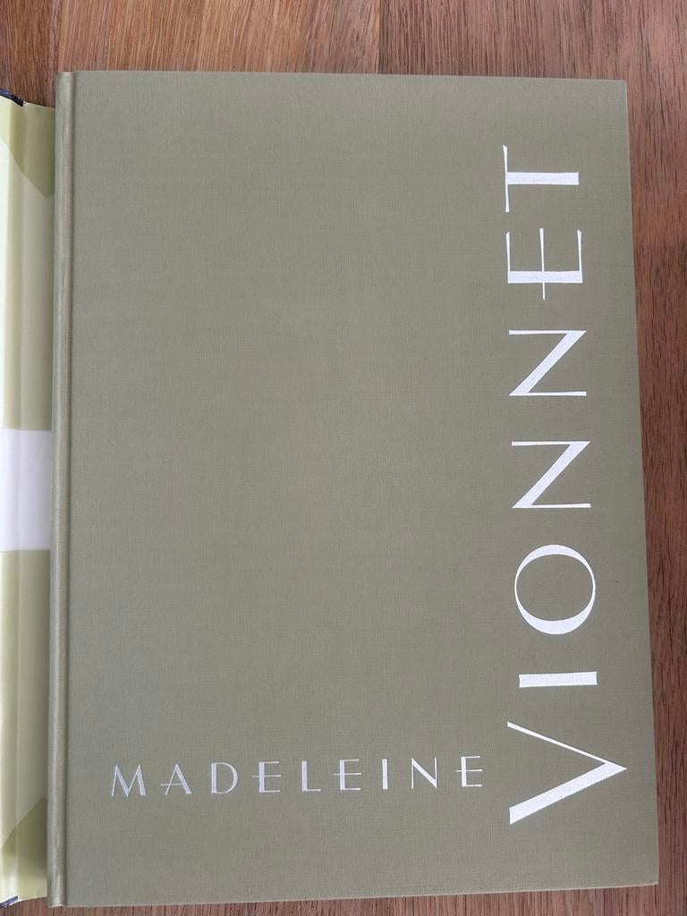 Madeleine Vionnet: De definitieve studie van de mode-icoon, Ophalen of Verzenden, Zo goed als nieuw, Couturiers
