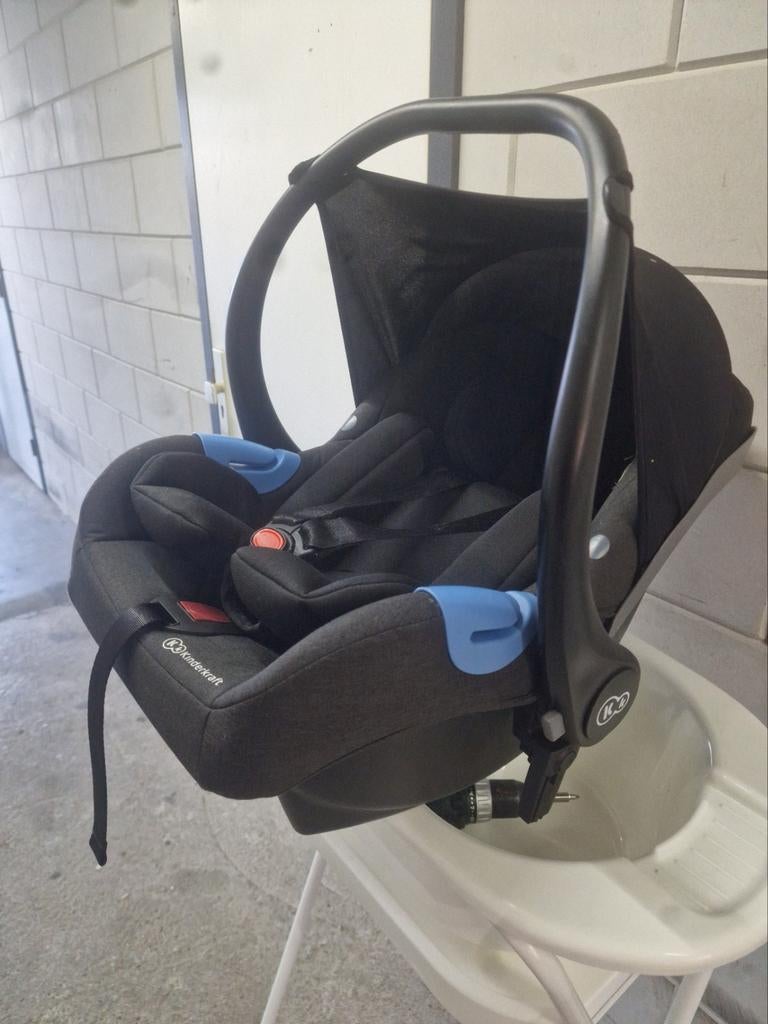 Kinderkraft Titaniumbaby Vigo L-Size Maxi-Cosi, Kinderen en Baby's, Autostoeltjes, Autogordel, Afneembare rugleuning, Zo goed als nieuw
