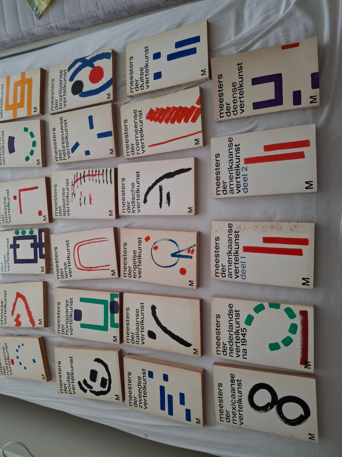MEESTERS DER VERTELKUNST COMPLETE SERIE 23 DELEN, Boeken, Ophalen of Verzenden, Gelezen