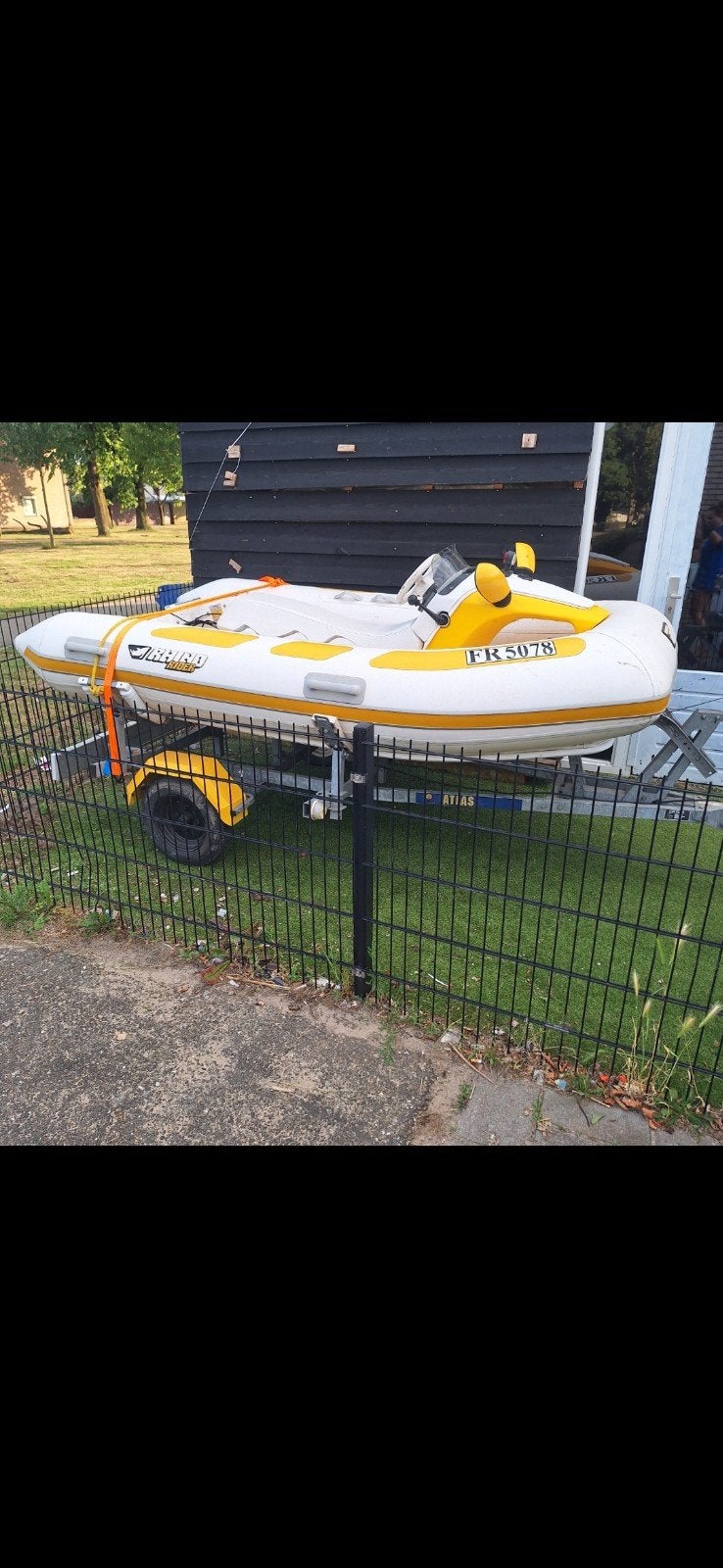 Rhino Rider met trailer (zonder motor), Gebruikt, Inclusief trailer, Ophalen, Polyester/glasvezel