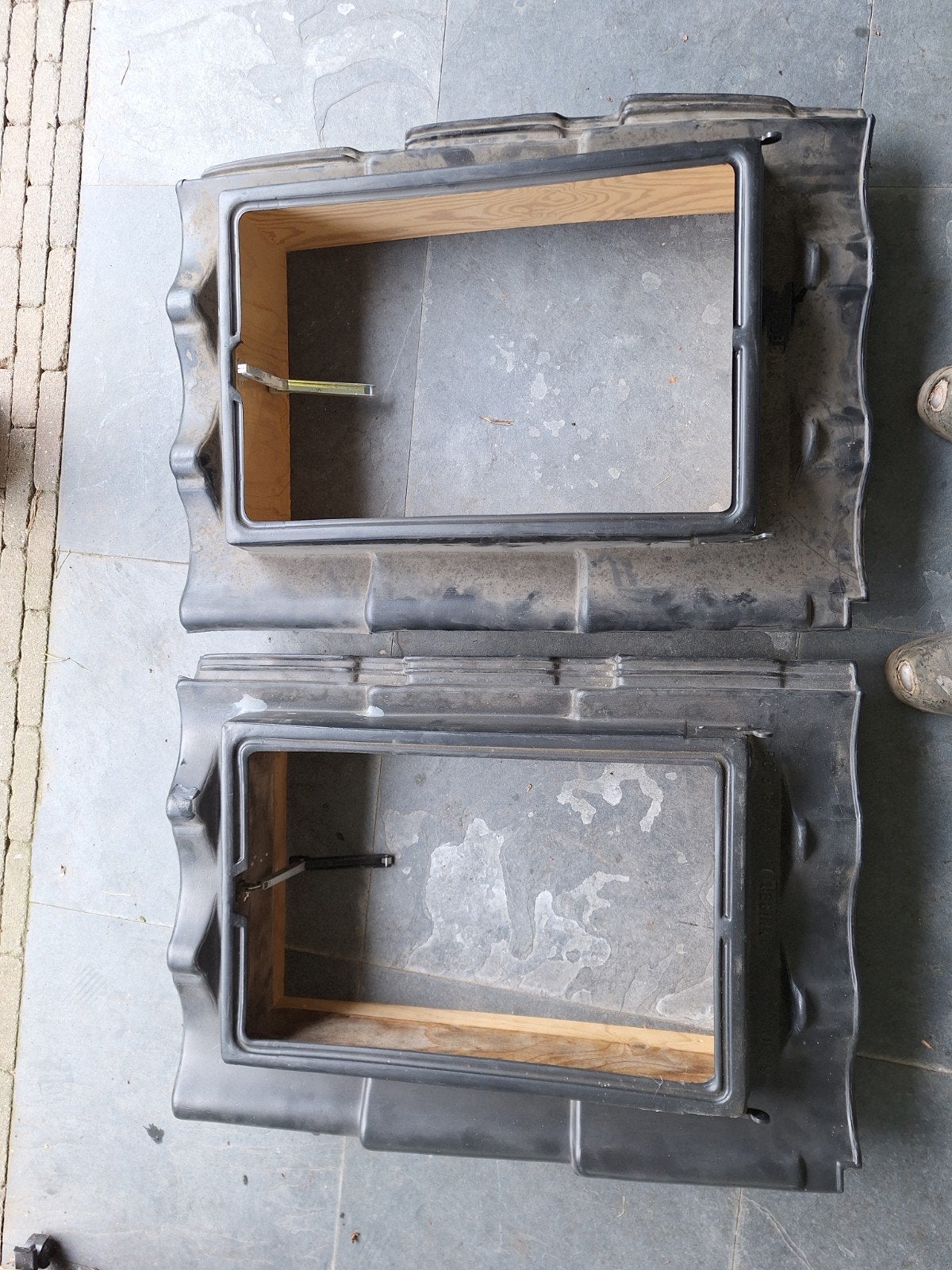 Ubbink VH9 dakramen 9 pans  Zwart - 2 stuks, Ophalen, Kunststof, Gebruikt, Zwart