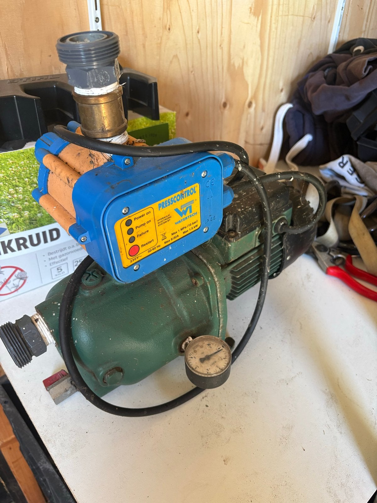 Hydrofoorpomp met Presscontrol - Watertech, Ophalen of Verzenden, Gebruikt, Elektrisch, Hydrofoorpomp