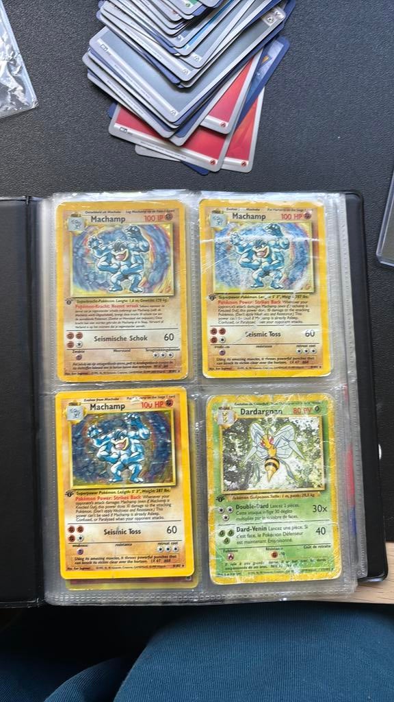 Pokemon volle binder, Ophalen, Zo goed als nieuw, Meerdere kaarten