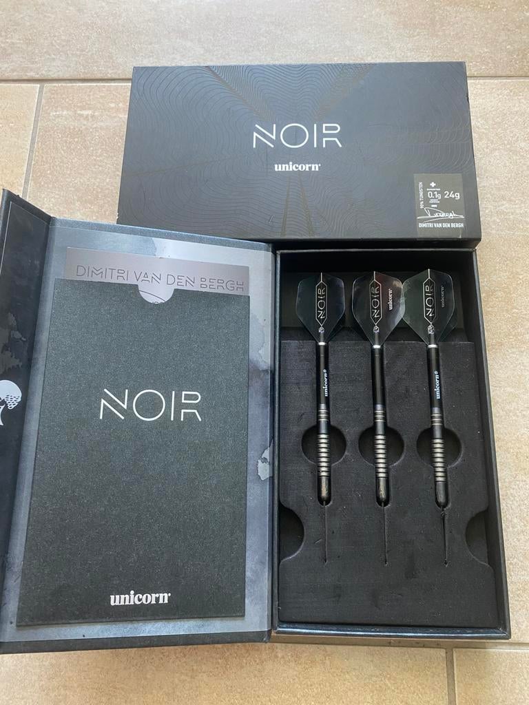 Dartpijlen Unicorn Dimitri van den Bergh Noir 90% - 24 gram, Sport en Fitness, Darts, Ophalen of Verzenden, Zo goed als nieuw
