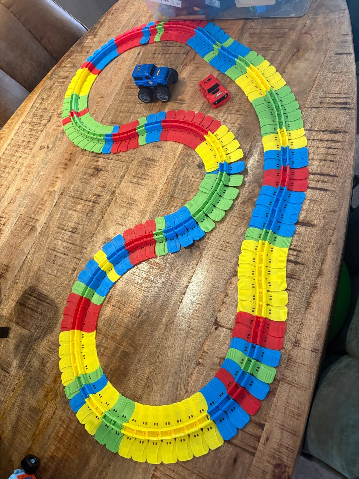 Flexibele racebaan met van kleur verwisselbare auto, Overige merken, Racebaan, Zelf te bouwen, Ophalen of Verzenden