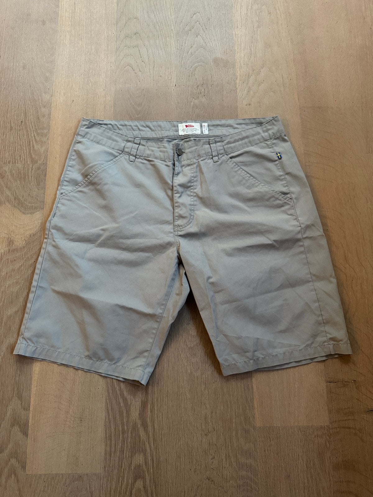 Prachtige Fjallraven Kiruna short maat 52 beige g1000, Ophalen of Verzenden, Zo goed als nieuw, Maat 52/54 (L), Beige