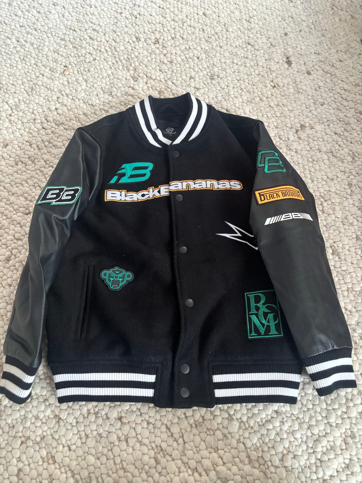 Black Bananas Varsity Jacket - Maat 152, Kinderen en Baby's, Kinderkleding | Maat 152, Ophalen of Verzenden, Nieuw, Jongen of Meisje