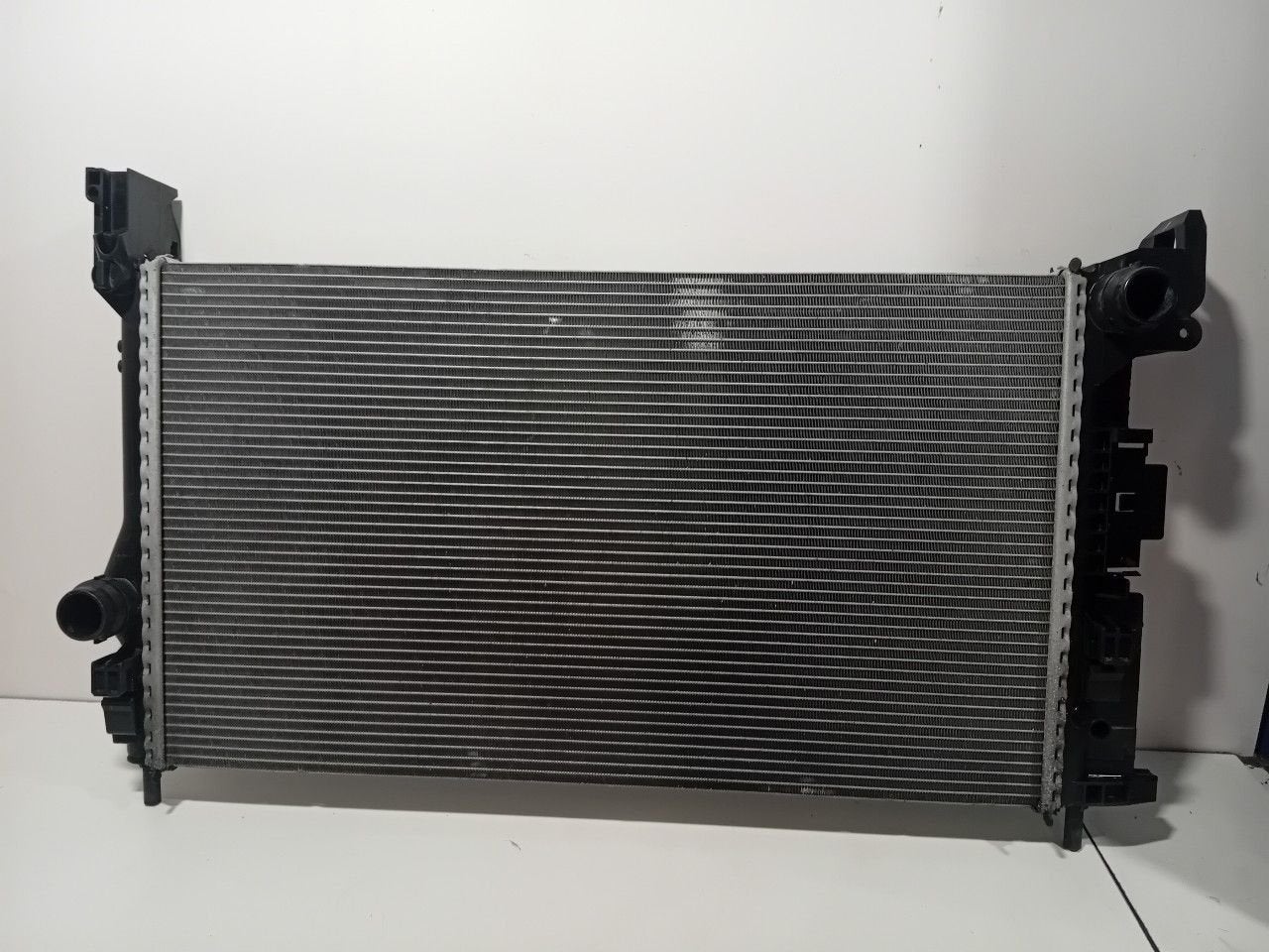 Radiateur Volvo XC90, Auto-onderdelen, Onderdelen@venauto.nl, Van der Ven Autorecycling B.V., Gebruikt, Ettenseweg 76, 4706 PB Roosendaal, The Netherlands