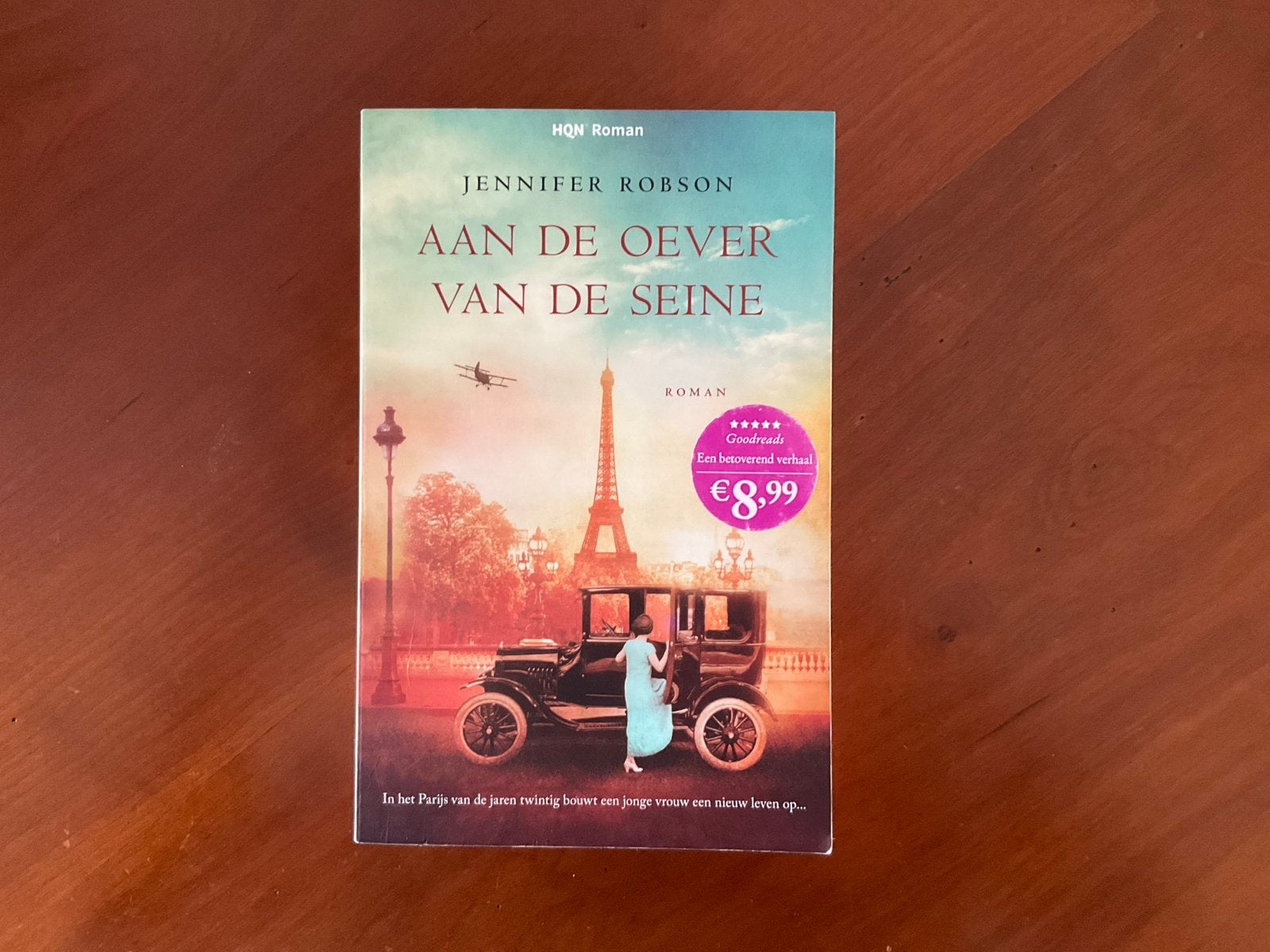 Aan de oever van de Seine - Jennifer Robson Roman, Ophalen of Verzenden, Zo goed als nieuw, Nederland