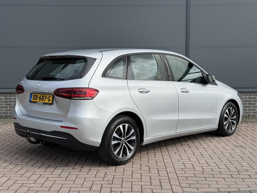 Mercedes-Benz B-klasse 180 Business Solution Automaat / Deal, 136 pk, Gebruikt, 4 cilinders, 700 kg