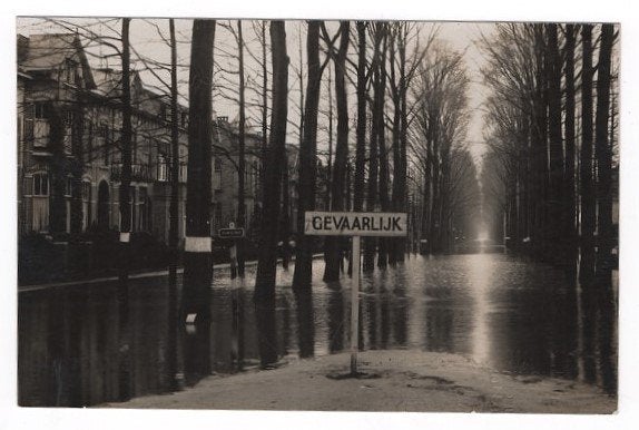 Fotokaart / AK ~ Zutphen ~ Wateroverlast ~ Brincker ~ 1920, Verzenden, 1920 tot 1940, Ongelopen, Gelderland
