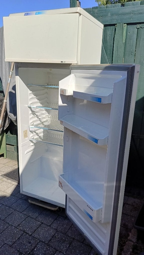 Koelkast studenten of in schuur/hok, Minder dan 75 liter, Zonder vriesvak, Gebruikt, 160 cm of meer