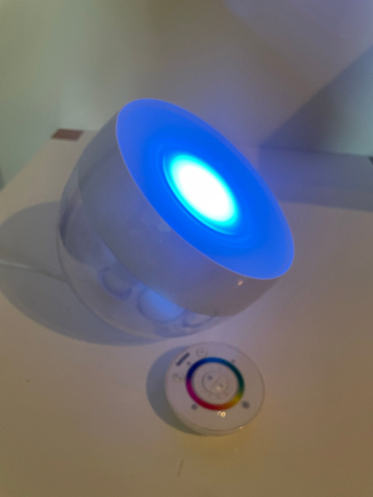 Philips Hue Iris Tafellamp - Smart LED Sfeerlamp met Afstand, Dimbaar, Wit, Ophalen of Verzenden, Modern