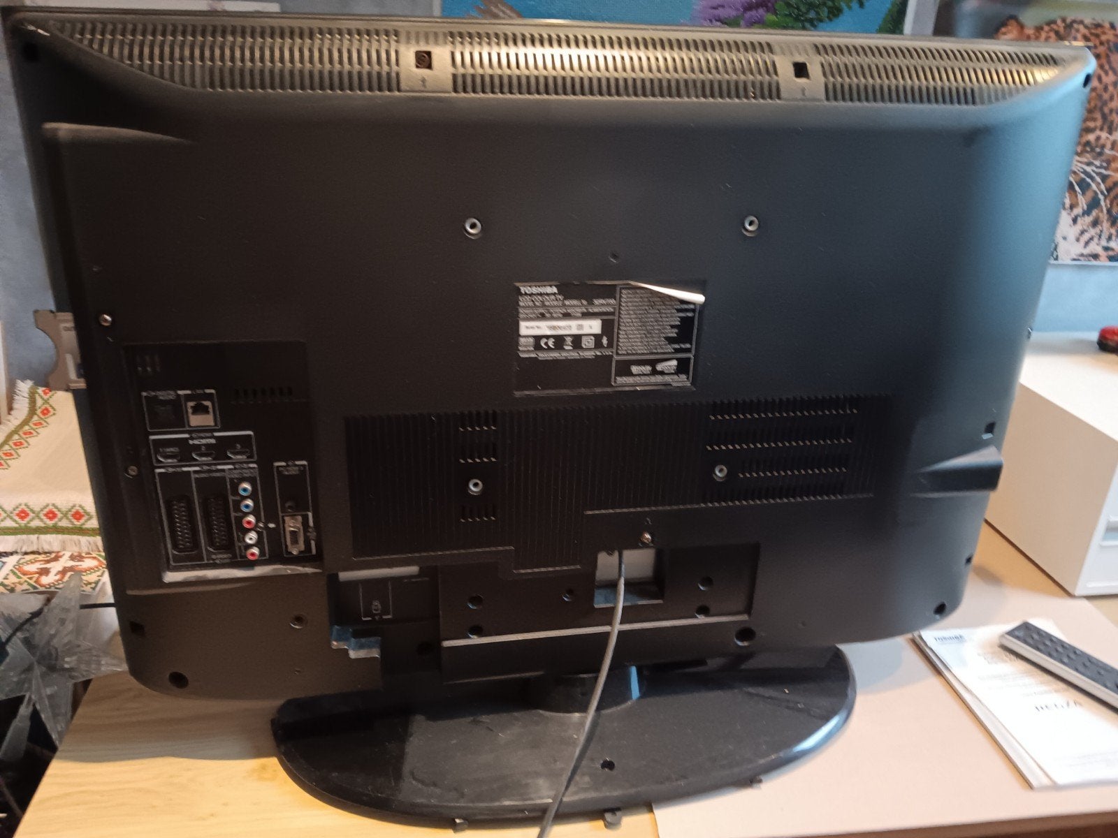 Toshiba tv met afstandsbediening, Ophalen, 50 Hz, Toshiba