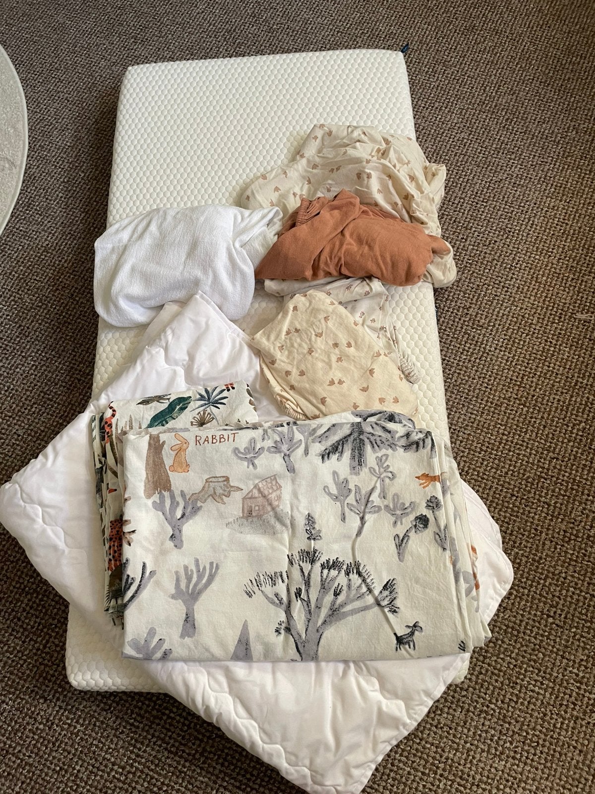 AeroSleep matras + toebehoren, Kinderen en Baby's, Babywiegjes en Ledikanten, Ophalen, Zo goed als nieuw, Overige typen