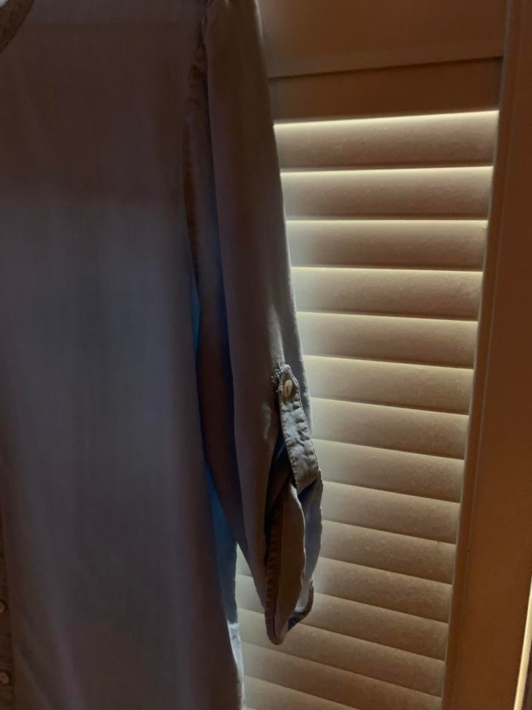 Massimo Dutti . Tencel (Lyocell) Blouse, Ophalen of Verzenden, Zo goed als nieuw, Maat 38/40 (M), Blauw