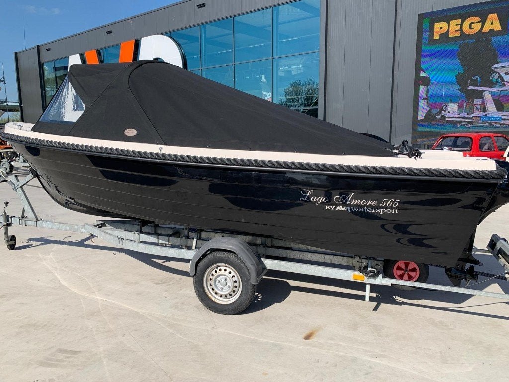 Lago Amore 565 R sloep | 2023 | 20PK Suzuki | kalftrailer, Ophalen, Tot 1.00 meter, Lago Amore, Nieuw