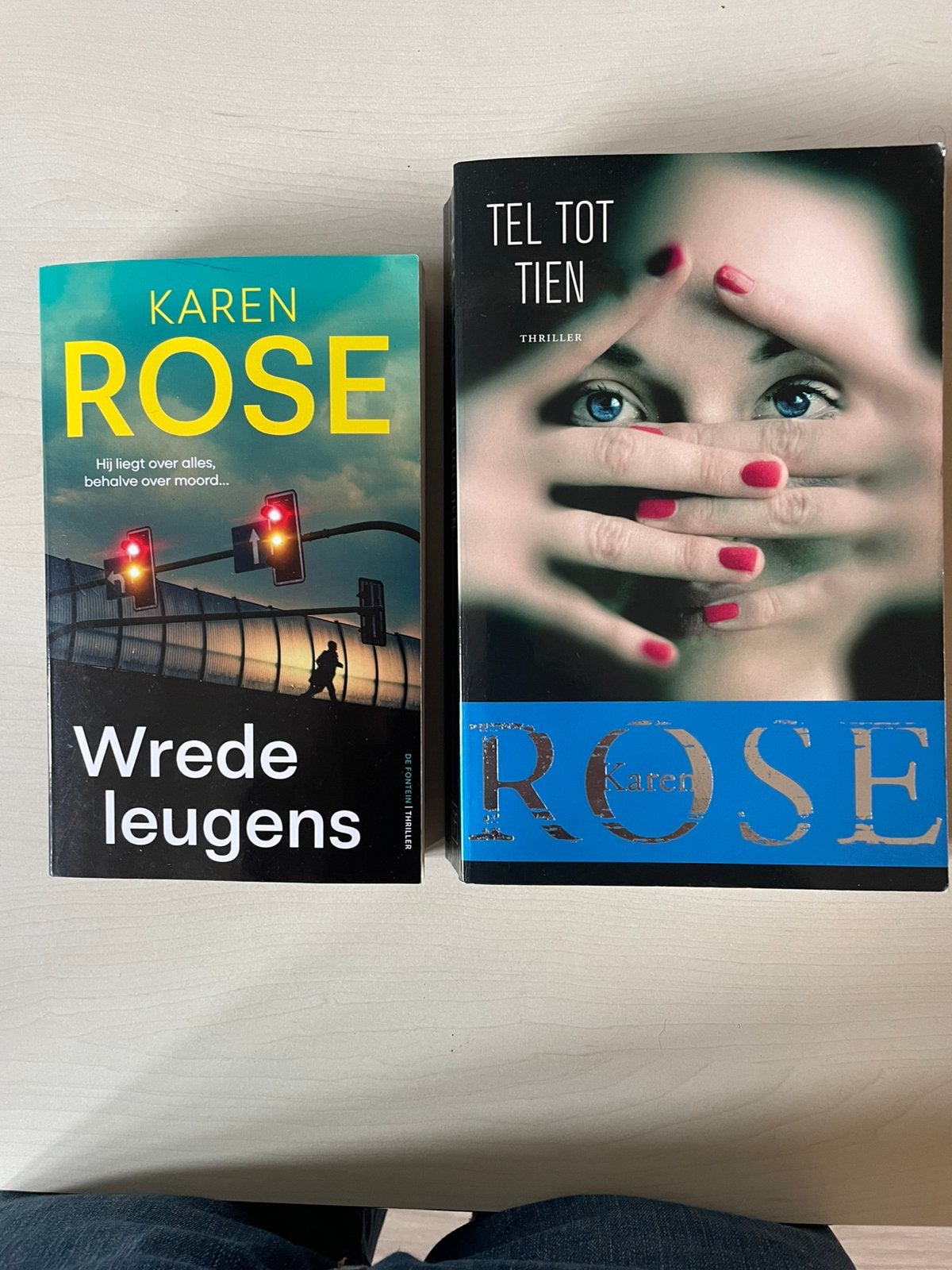 Karen Rose - Tel tot Tien en Wrede leugens., Ophalen of Verzenden, Zo goed als nieuw, Amerika
