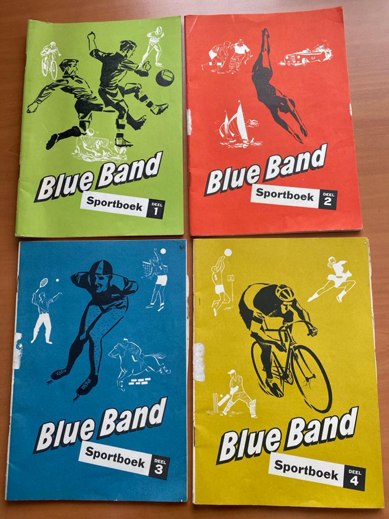 Blue Band Sportboek Delen 1-4 (Jaren '50), Ophalen of Verzenden, Gelezen, Balsport