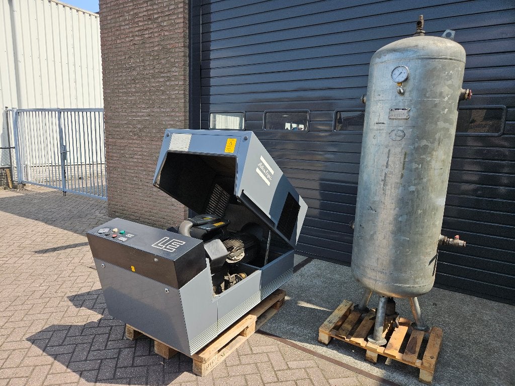 Atlas Copco LE9 gerluidgedempte compressor met 500 Ltr tank, Doe-het-zelf en Verbouw, Compressors, 100 liter of meer, Ophalen