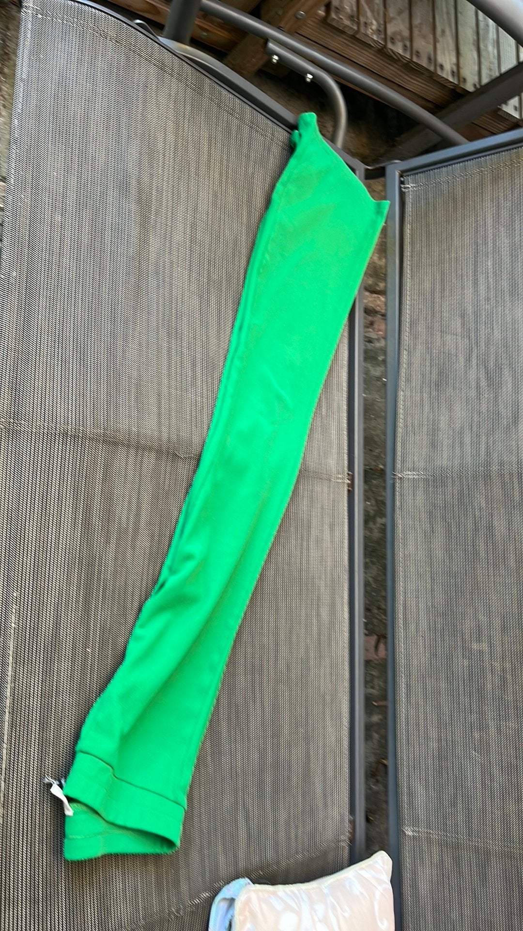 Groene meiden broek 146, Ophalen of Verzenden, Zo goed als nieuw, Maat 34 (XS) of kleiner, Onder de knie