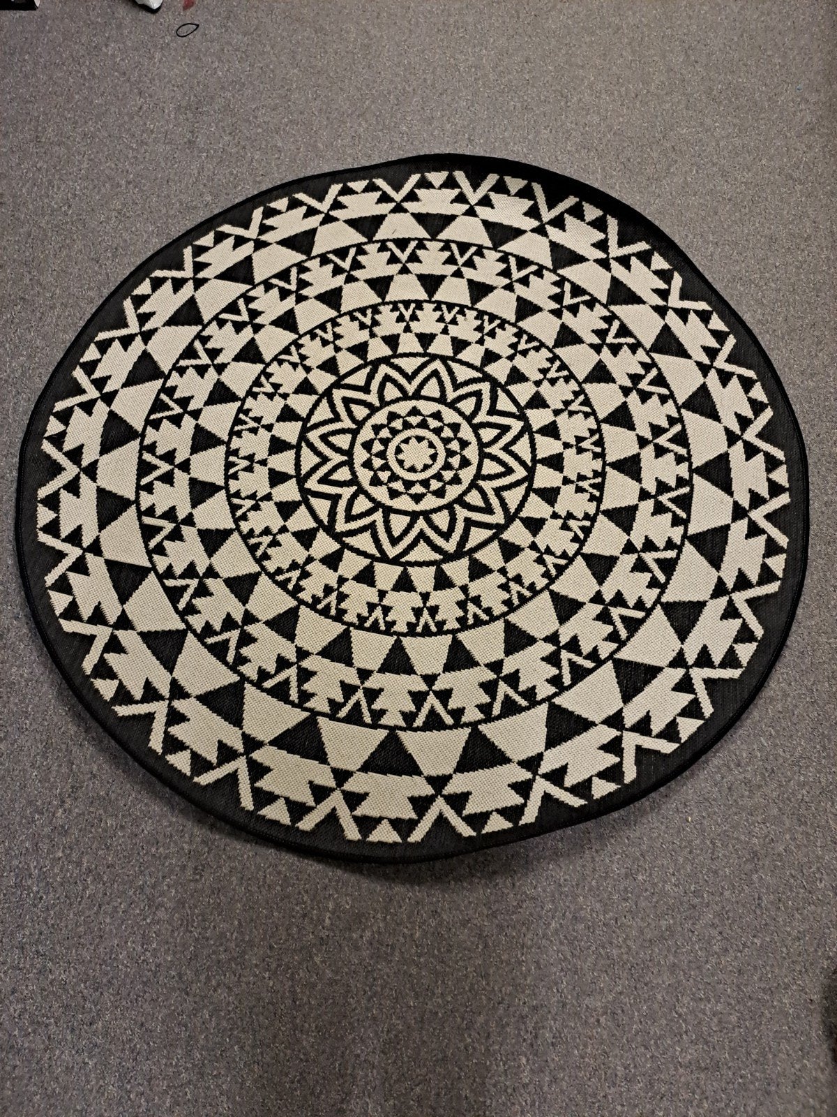 Rond Vloerkleed Zwart Wit Mandala Patroon 160cm, 150 tot 200 cm, Rond, Ophalen of Verzenden, Zo goed als nieuw