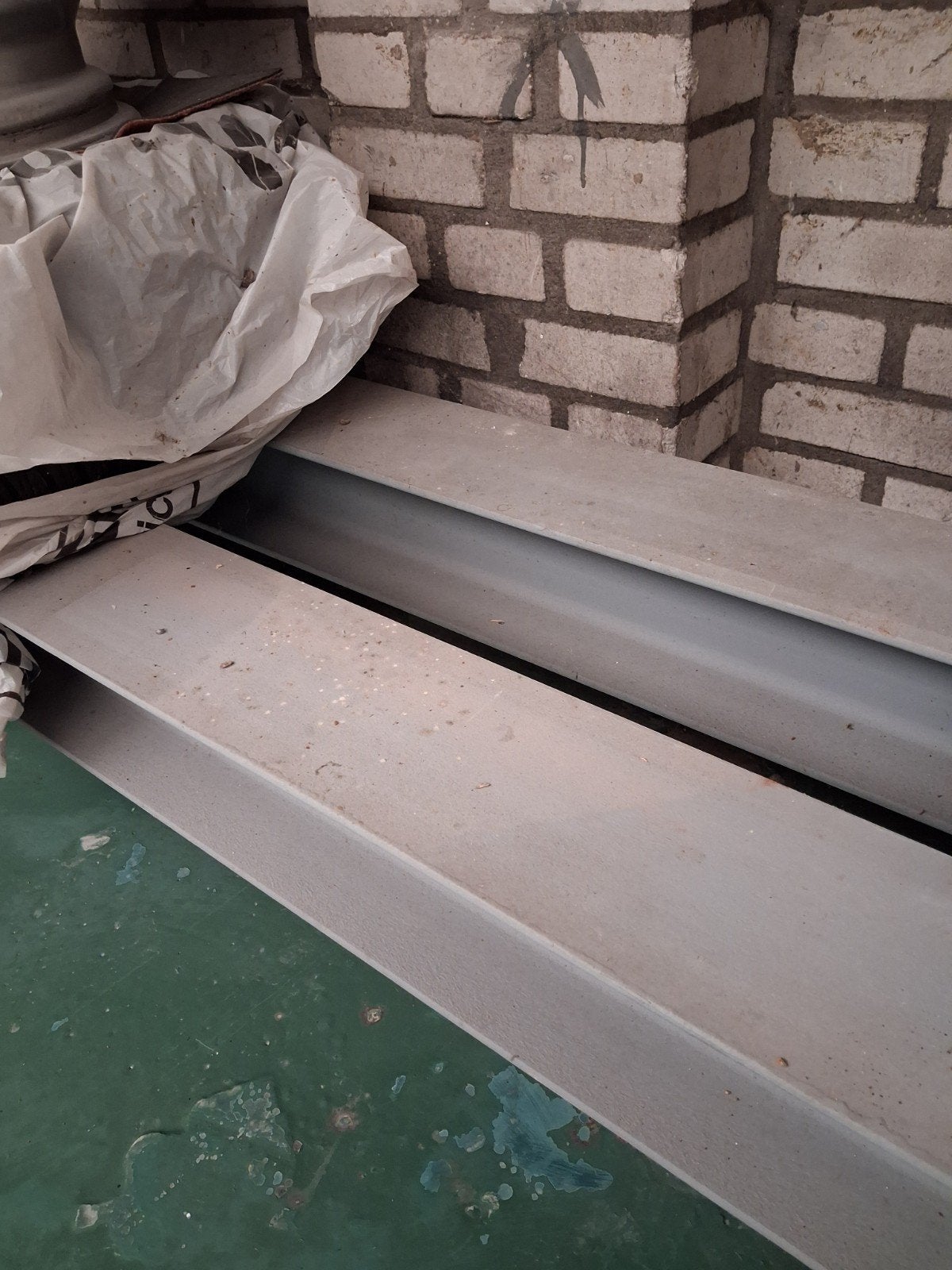 2 Nieuwe Stalen H-balken - 6,15m lang, 13x14cm, gegrond, Ophalen of Verzenden, Nieuw, IJzer
