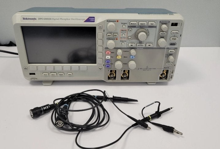 Tektronix DPO2002B Digital Phosphor Oscilloscope, Ophalen of Verzenden, Gebruikt, Overige meters