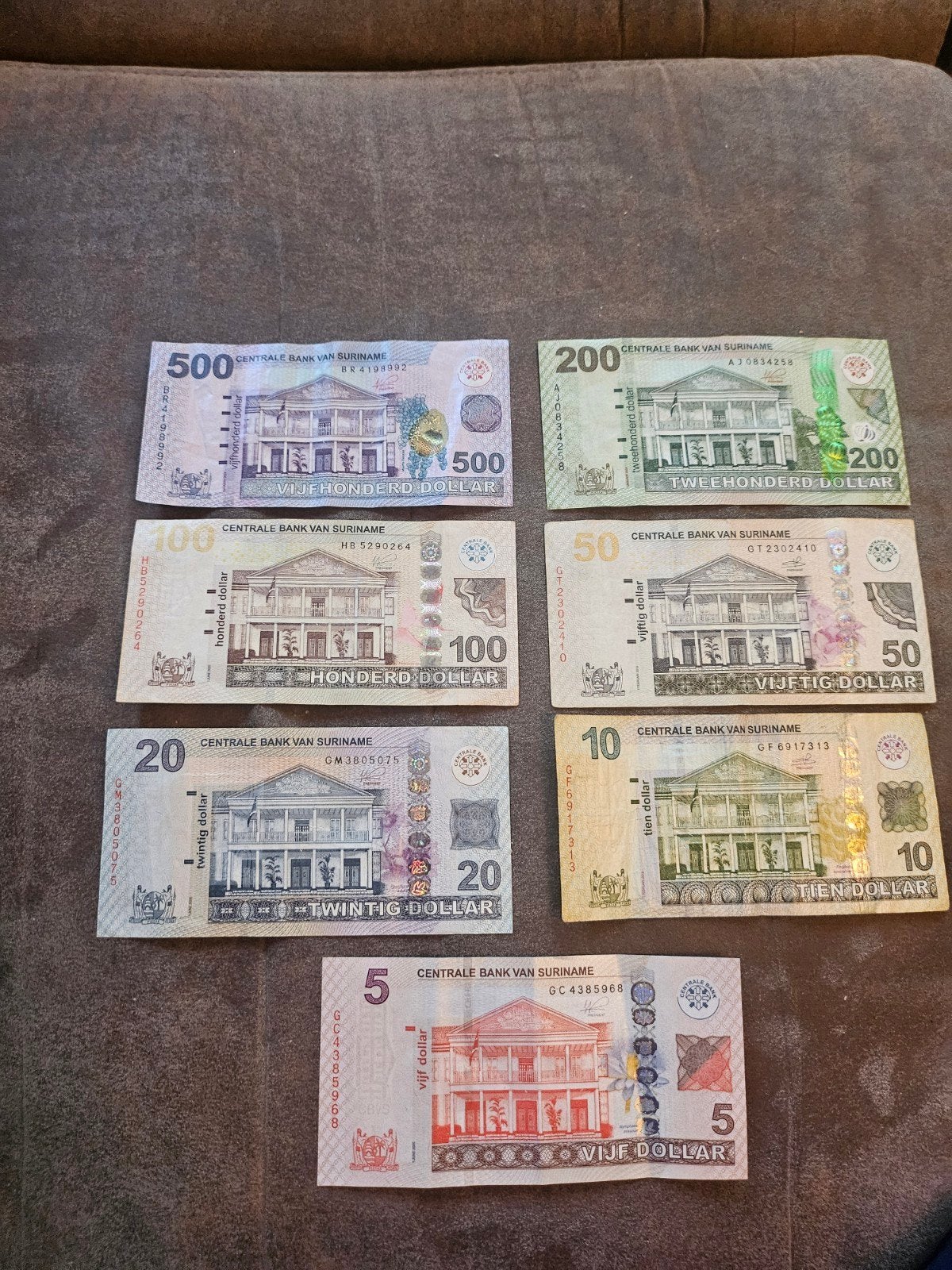 Surinaamse dollar biljetten set - 5,10,20,50,100,200,500, Postzegels en Munten, Ophalen of Verzenden, Zuid-Amerika, Setje