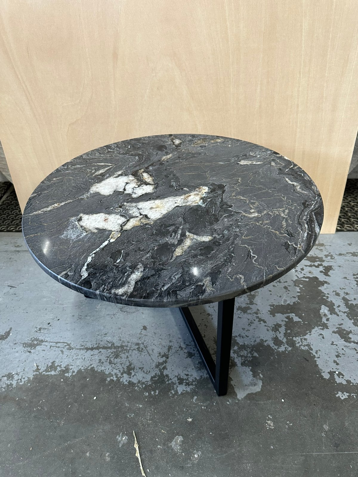Prachtige kwartsieten ronde salontafel!, Ophalen, 50 tot 100 cm, Rond, Nieuw