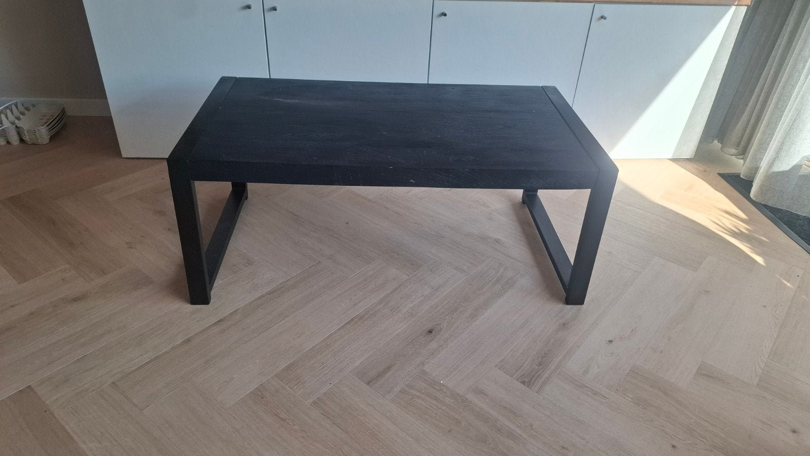 Zwarte mango houten salontafel, Huis en Inrichting, Tafels | Salontafels, Ophalen, Gebruikt, 100 tot 150 cm, Industrieel, Modern