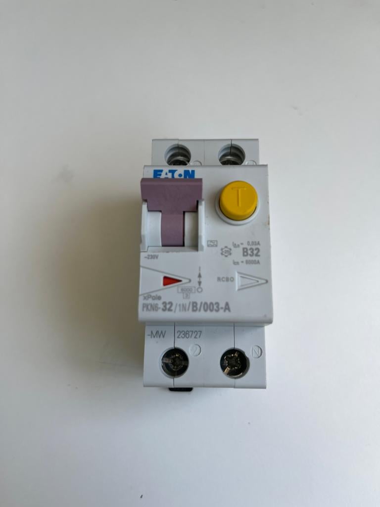 Eaton PKN6-32/1N/B/003-A 32A aardlekautomaat, Ophalen of Verzenden, Zo goed als nieuw, Overige typen