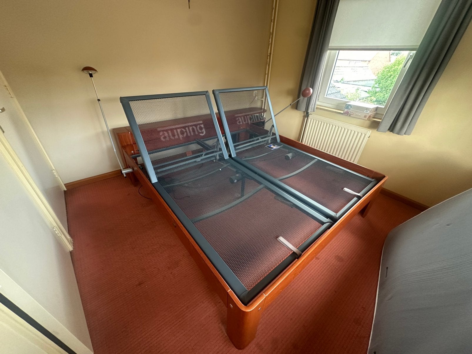 Auping bed, Ophalen, Verstelbaar, Tweepersoons, Zo goed als nieuw