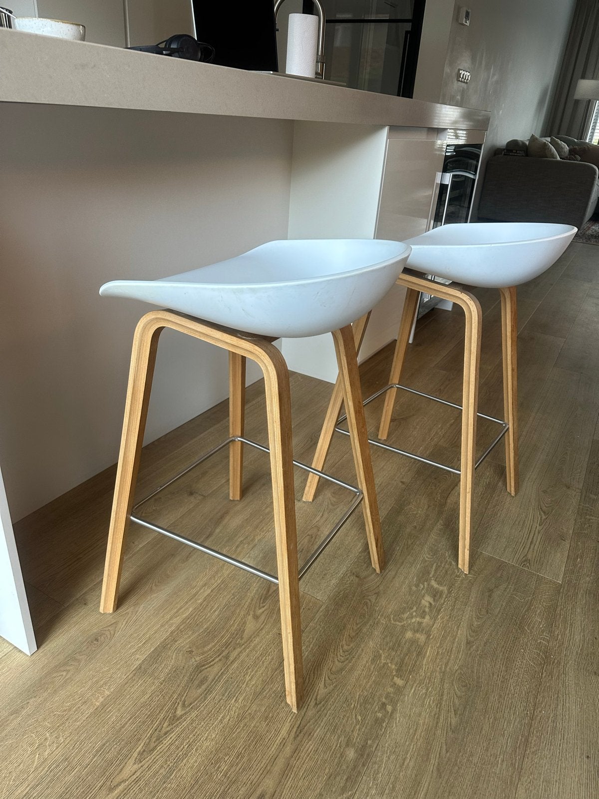 Hay Barkrukken wit 2 stuks - als nieuw, Ophalen, Met voetsteun, 60 tot 90 cm, Zo goed als nieuw