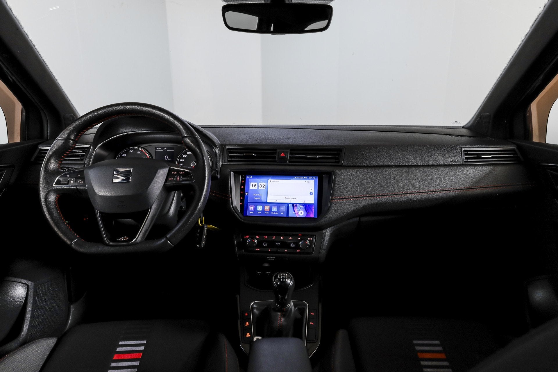 SEAT Arona 1.0 TSI 116 PK FR | Cruise | PDC | Camera | ECC |, Auto's, Voorwielaandrijving, Gebruikt, 116 pk, 49 €/maand