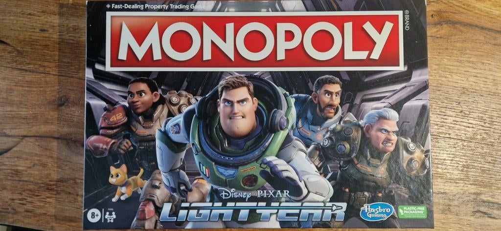Monopoly Buzz Lightyear, Vijf spelers of meer, Ophalen of Verzenden, Nieuw, Hasbro Gaming