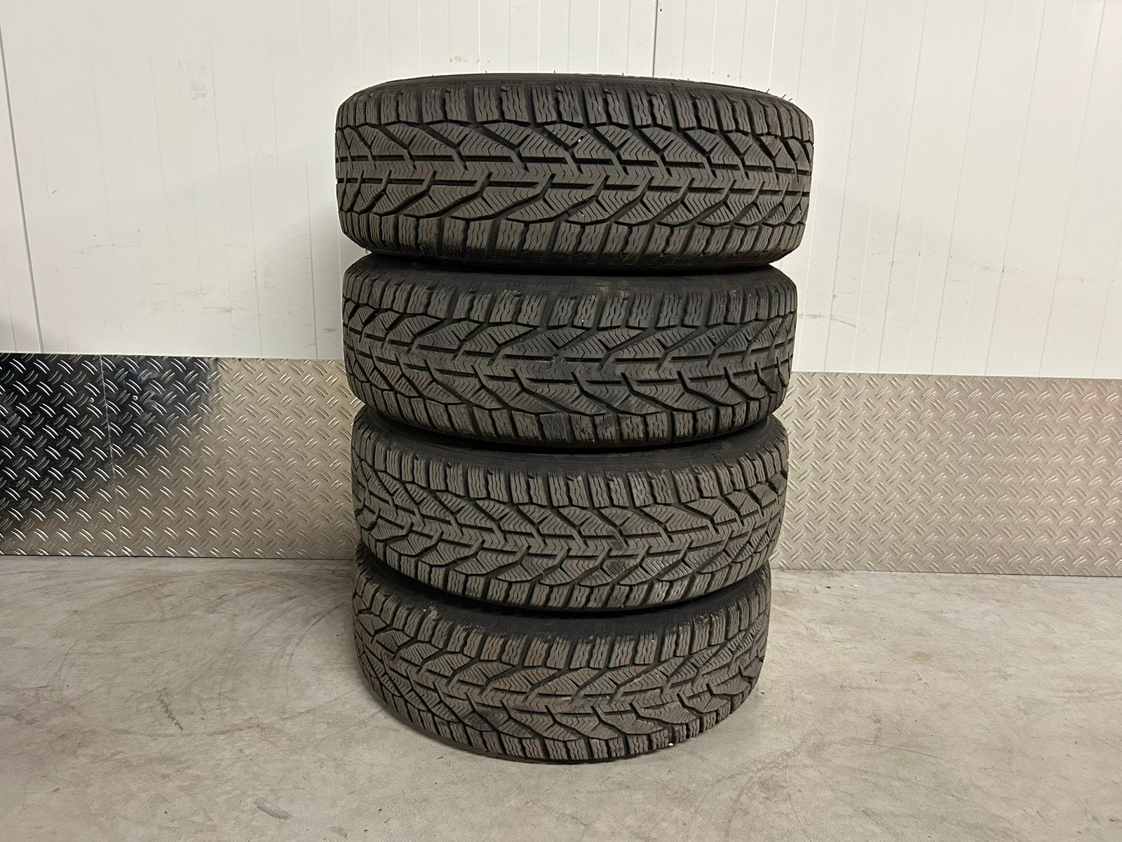Ford Focus Volvo V60 S60 17 inch 5x108 winterset, Ophalen, Banden en Velgen, Ford Volvo, 17 inch