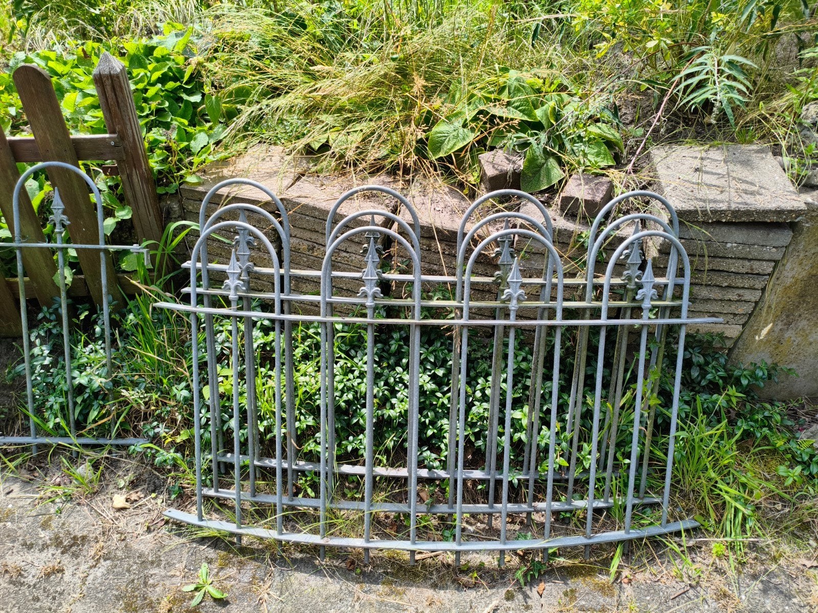 Metalen tuinhekjes met poortje, Tuin en Terras, Met poort, Gebruikt, Ophalen of Verzenden, Tuinhek
