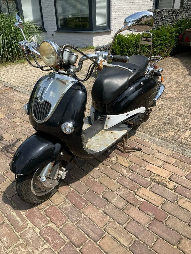Zwarte  retro Scooter - geel kenteken, Ophalen, Gebruikt, Overige modellen, Maximaal 45 km/u