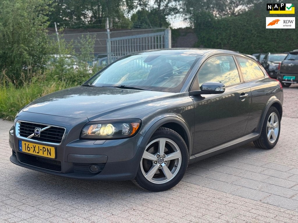Volvo C30 1.8 Summum Airco Cruise Leder LM.velgen Xenon, Auto's, Volvo, Voorwielaandrijving, 1227 kg, 125 pk, Gebruikt