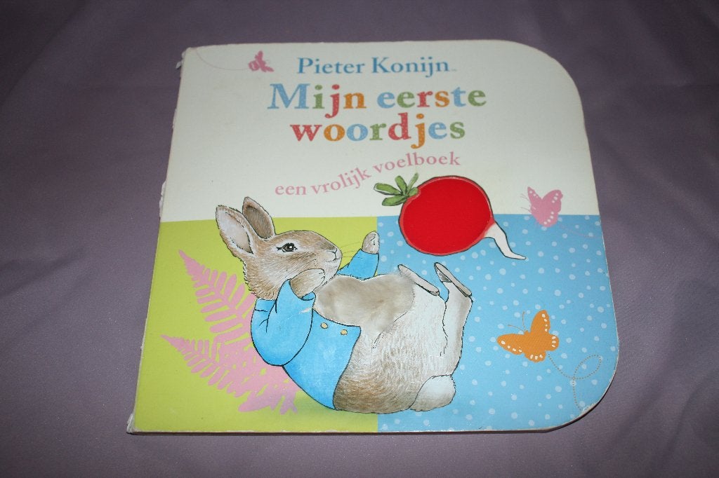 Pieter konijn Mijn eerste woordjes - voelboek, Ophalen of Verzenden, Gelezen, Beatrix Potter, Fictie algemeen