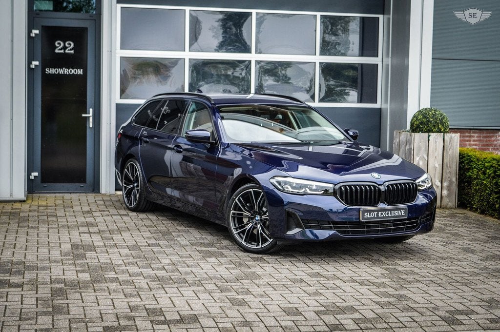 BMW 5-serie Touring 530e EXECUTIVE|LEDER|MEMORY|TREKHAAK|*NE, 1998 cc, Gebruikt, Euro 6, 4 cilinders