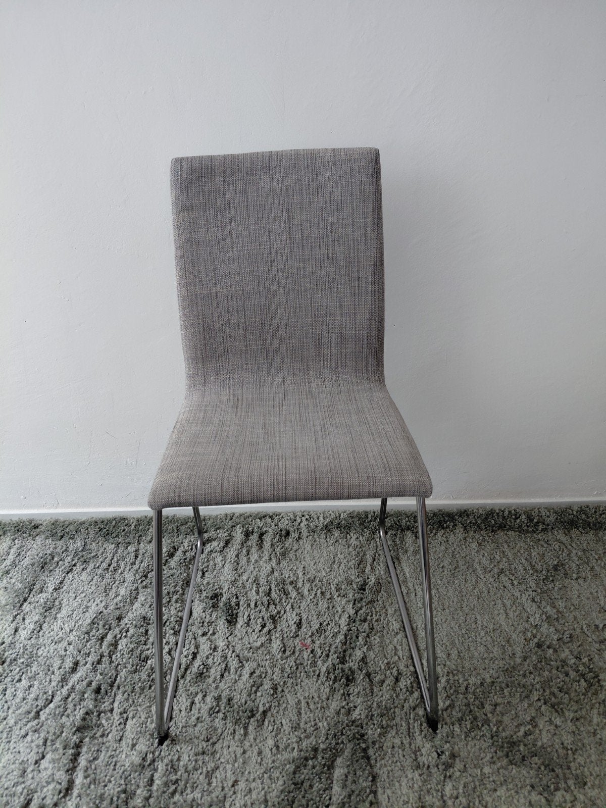 Grijze stoel met metalen onderstel IKEA Lillånäs, Ophalen of Verzenden, Zo goed als nieuw, Stof, Eén