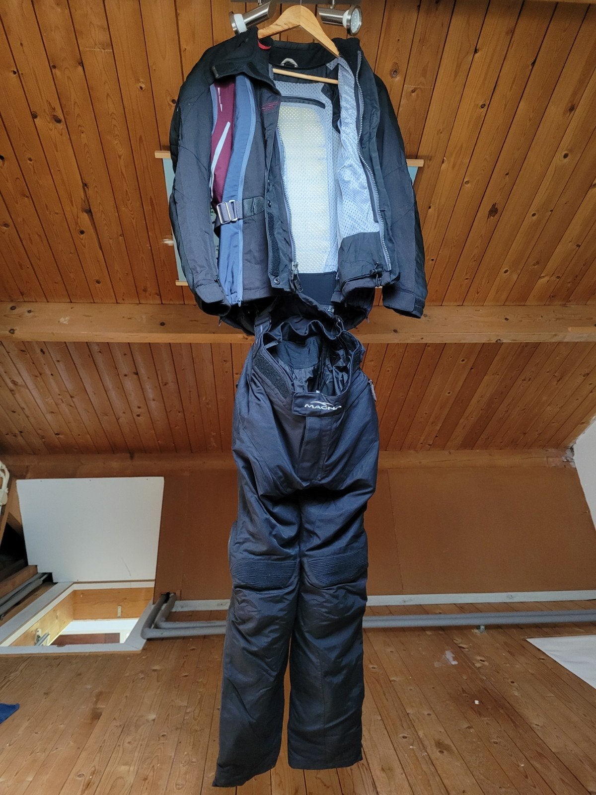 Motorpak van Macna met protectoren, maat S, Combipak, Ophalen of Verzenden, Dames, Tweedehands